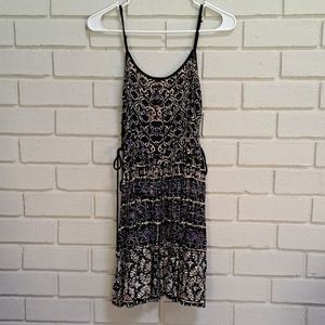 Forever 21 Multicolor Tie On The Sides Mni Dress. Size Medium NWOT